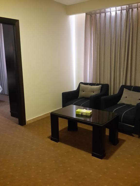 Jeddah Palace Hotel Аман Стая снимка