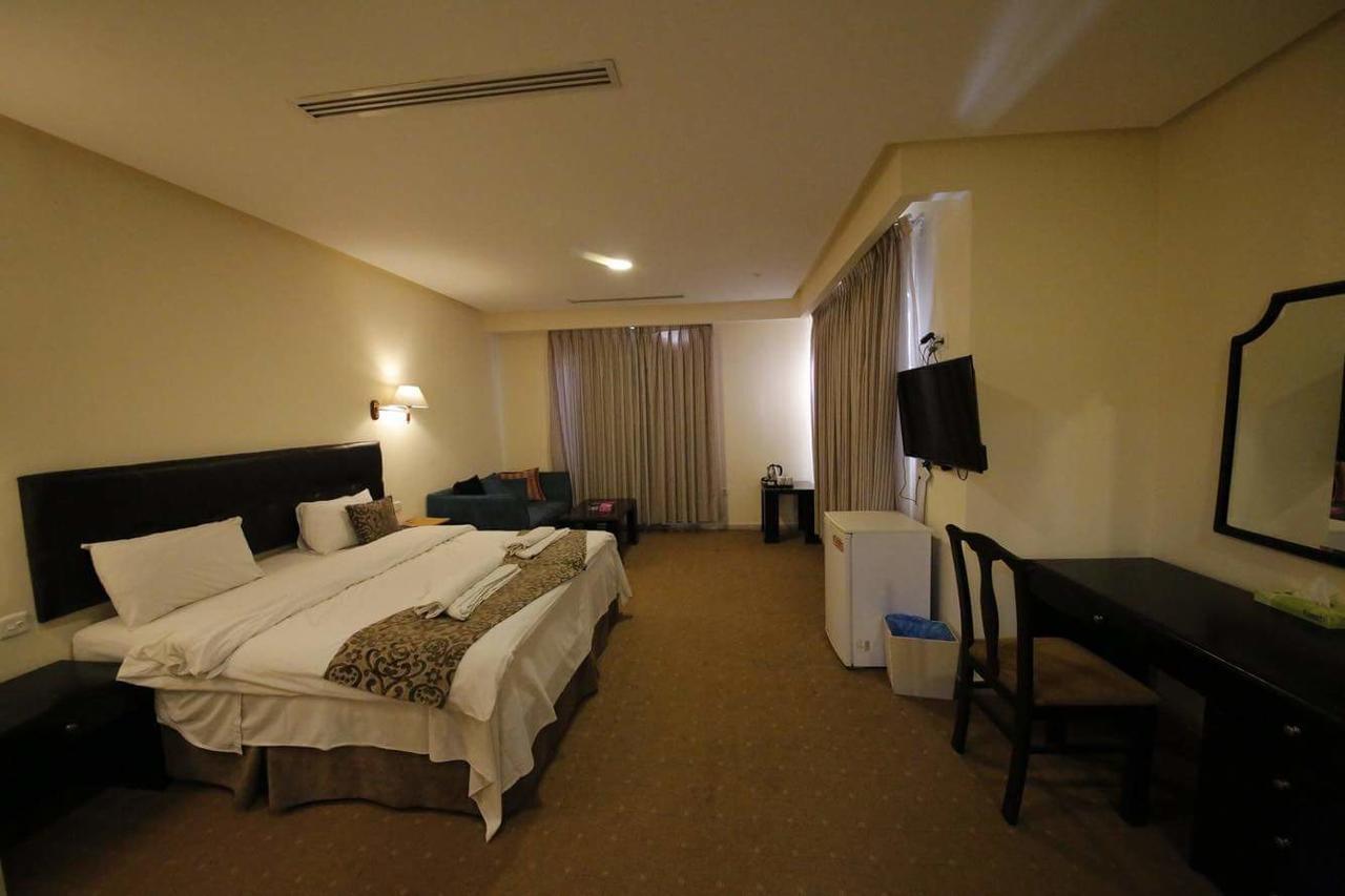 Jeddah Palace Hotel Аман Екстериор снимка